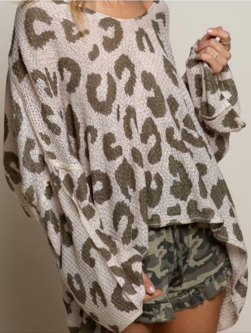 POL Leopard Print V-Neck Hoodie Sweater in Cream & Tan - Picture 6 of 7